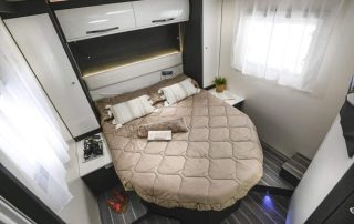 Ellie – Rollerteam Zefiro 696 4 Berth Motorhome for Hire (11) Ellie - Rollerteam Zefiro 696 4 Berth Motorhome for Hire (11)